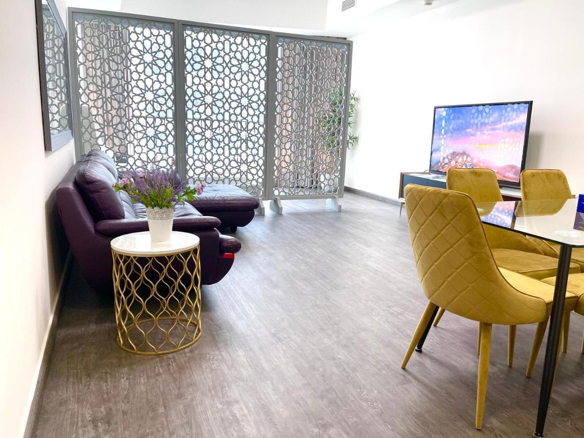 Upgraded 2 Bedrooms To 3 Bedrooms Private Residential Apartment In C4 Tower In Hydra Avenue Towers In Al Reem Island - 1307 Abu Dhabi Eksteriør bilde